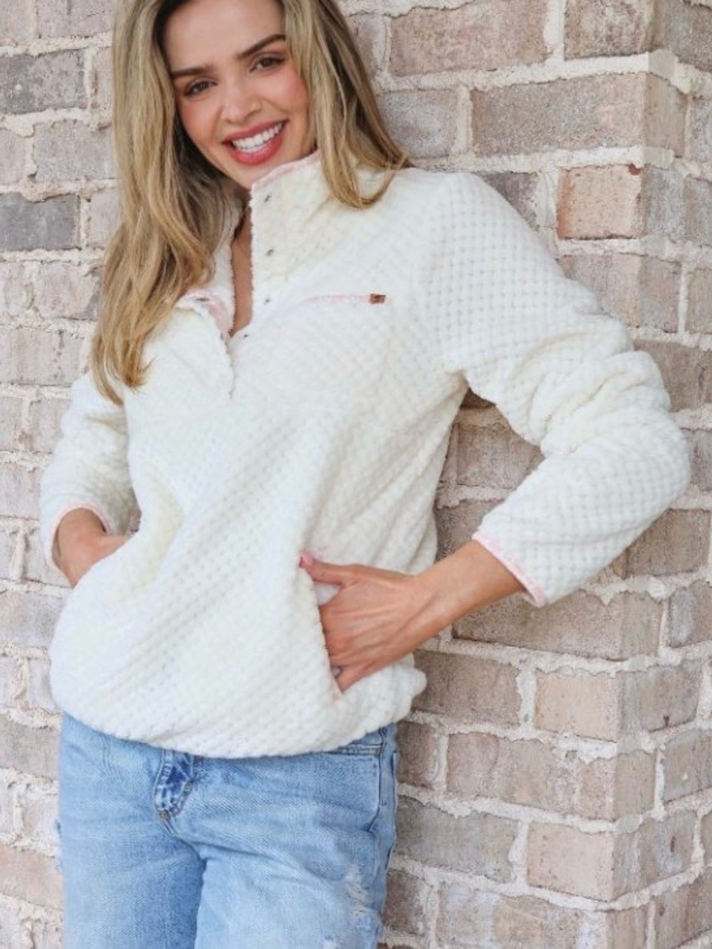 Simply Southern Ivory Long Sleeve Soft Sherpa Pullover L